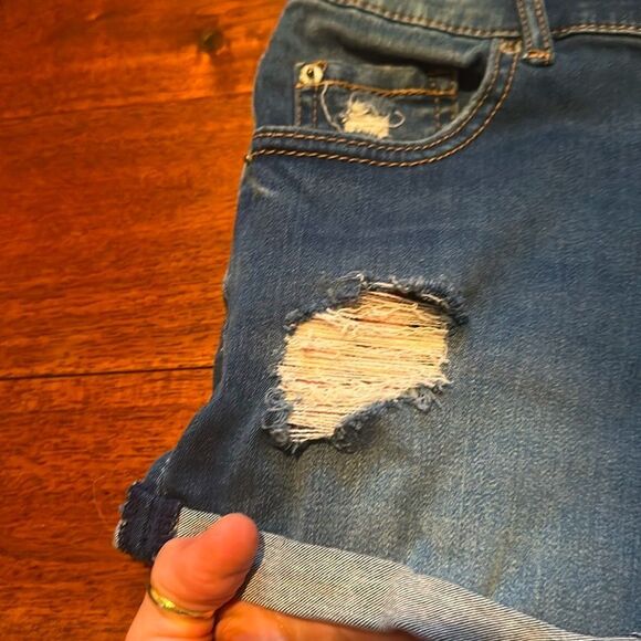 Garage Denim Distressed Women Shorts Size 01 - Picture 4 of 9